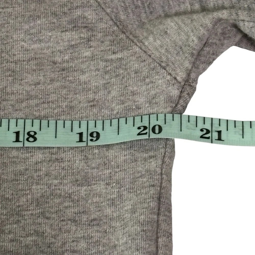 The North Face Gray Long Sleeve Men's Tee - Size Small - Slim Fit - B22‎
